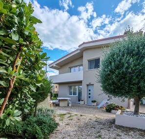 Exterior - Chiara House for your vacation in Sardinia (Siniscola)