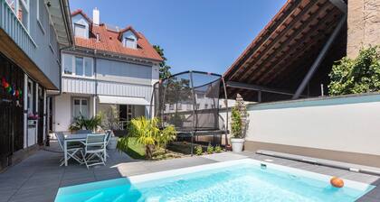CityDreams mit Altbauflair die Premiumunterkunft in Lörrach bei Basel