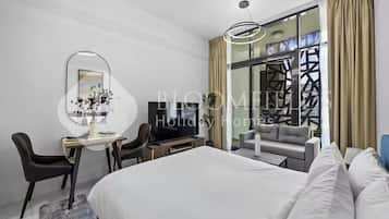 Apartamento, balcón, vistas a la piscina