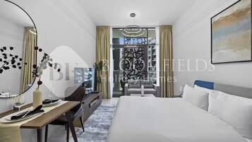 Apartamento, balcón, vistas a la piscina