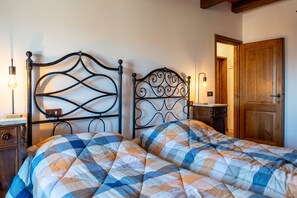 2 camere, ferro/asse da stiro, Wi-Fi, lenzuola