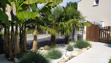 Enceinte de lâhĂ©bergement