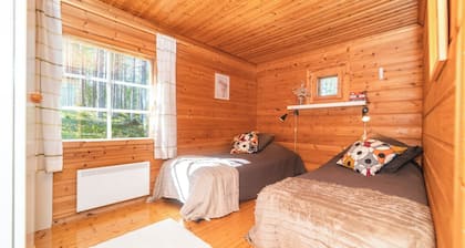 Lovely cottage with private outdoor jacuzzi