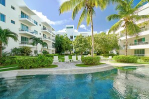 Pool - 8Min to Shopping & Beach|CAP CANA| Smart TV (Punta Cana)