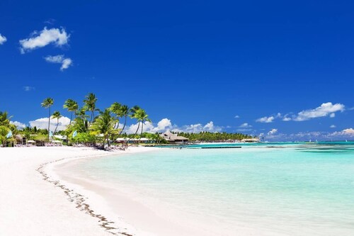 8Min to Shopping & Beach|CAP CANA| Smart TV