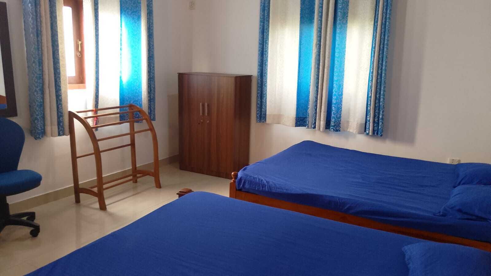 4 chambres, fer et planche à repasser, Wi-Fi