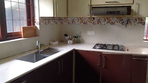 Microwave, oven