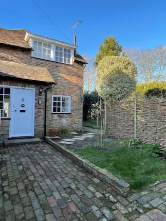 Exterior. Escape to Blacksmith’s Cottage