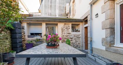 Chambre dâhĂŽtes « Chez RenĂ© et Christine - Chambre 1 » avec Wi-Fi