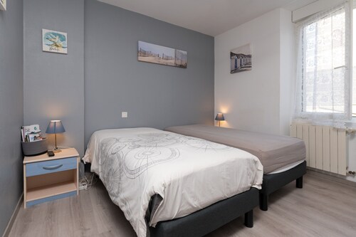 Chambre d’hôtes « Chez René et Christine - Chambre 1 » avec Wi-Fi