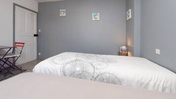 1 bedroom, WiFi, bed sheets