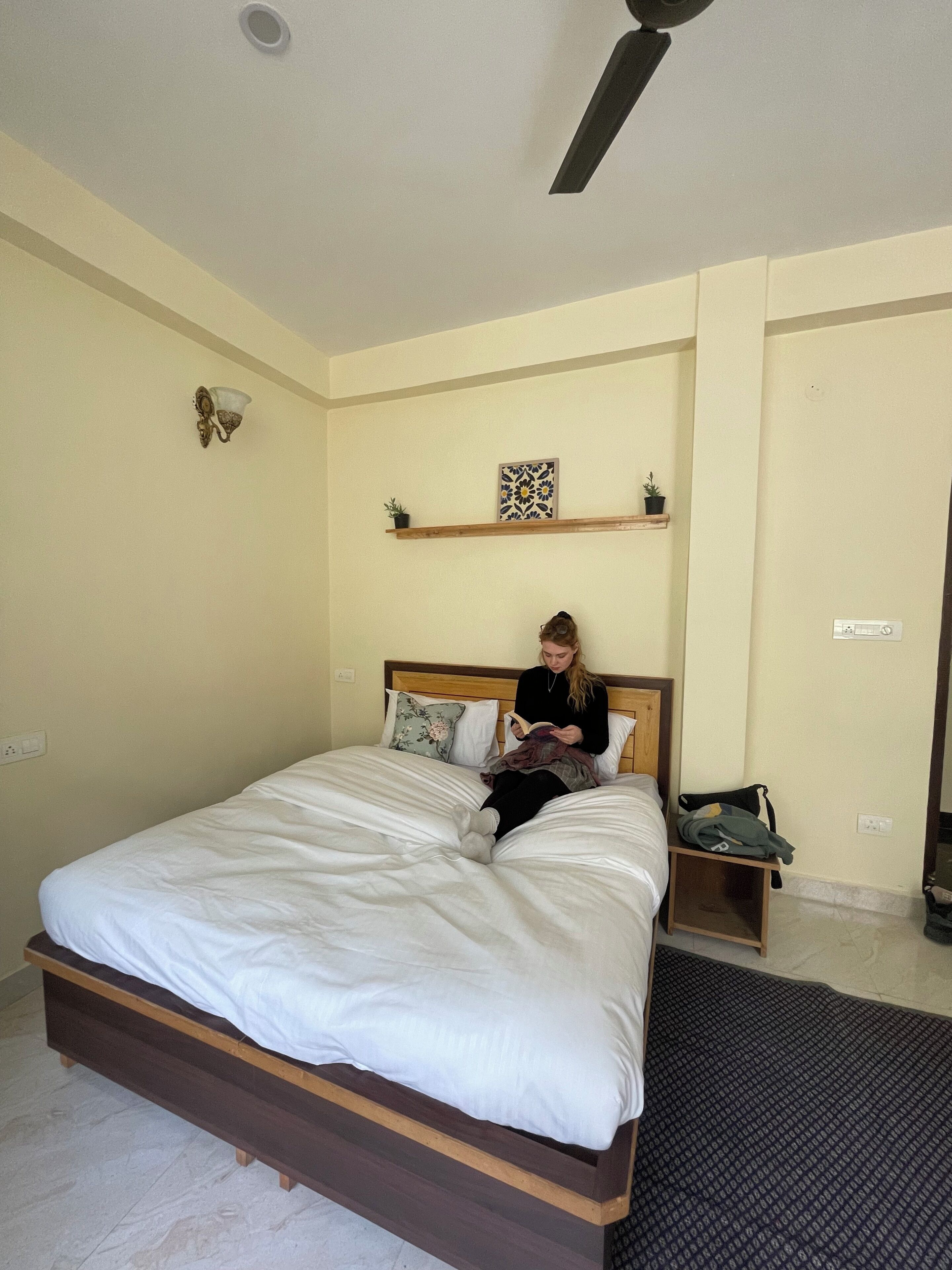 Deluxe Double Room, 1 Queen Bed, Balcony, Hill View | Free WiFi