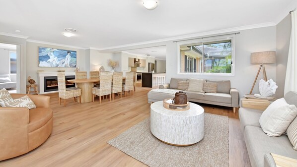 Botó d’imatge sense classificar, 1 de 44