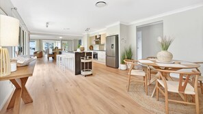 Dining - ChrisTony 3 Bdrm Waterfrnt Cottage (Lake Munmorah)