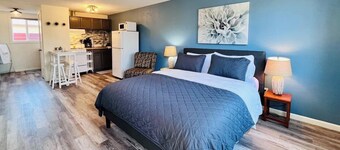 Welcome to Big Sky 2 - Adorable Midtown Studio