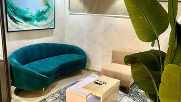 Comfort Apartment, Non Smoking, Pool View | Living area | Smart TV