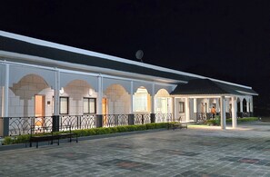 Luokittelematon kuva, 2 kautta 65, painike