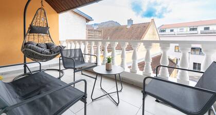 Large Maisonette 90 m² | For Groups | 9 Guests