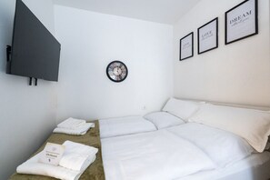 1 sovrum, strykjärn/strykbräda, resesäng och wi-fi