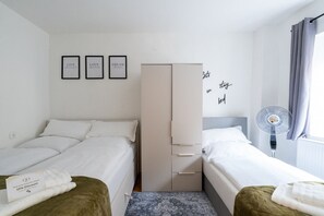 1 Schlafzimmer, Bügeleisen/Bügelbrett, Reisekinderbett, WLAN