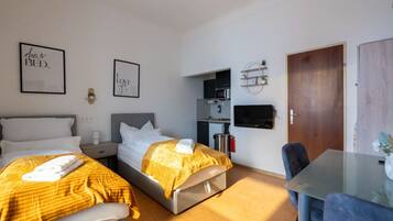 1 bedroom, iron/ironing board, WiFi, bed sheets