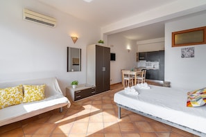 2 makuuhuonetta, Wi-Fi, vuodevaatteet