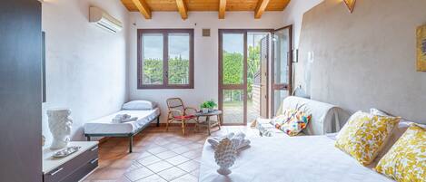 2 makuuhuonetta, Wi-Fi, vuodevaatteet