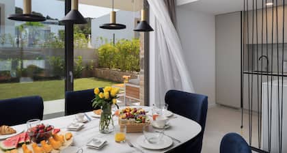 The Palms Resort Villa Beach Four with Pool