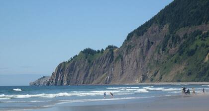 Manzanita Oceanfront Inn