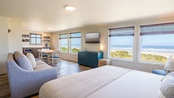 Chambre classique, 1 très grand lit et 1 canapé-lit, vue sur l’océan | Accès au Wi-Fi (inclus), literie fournie