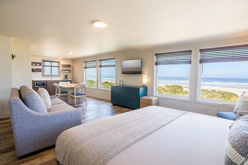 Manzanita Oceanfront Inn