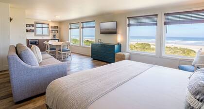 Manzanita Oceanfront Inn