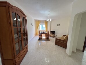 Living room - Armação DE Pêra Central 3 by Homing (Silves)