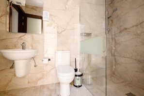 Bathroom - TONNA (Tas-Sliema)