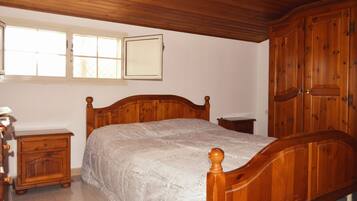 2 chambres, fer et planche Ă repasser, Wi-Fi, draps fournis