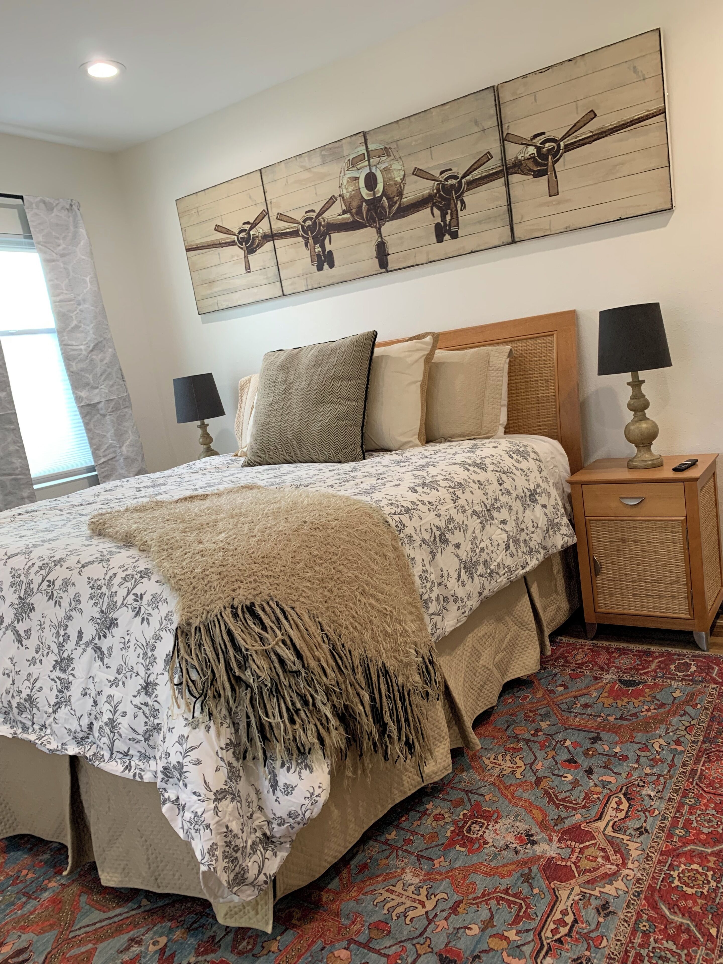 2 室のベッドルーム、デスク、アイロン / アイロン台、WiFi (無料)