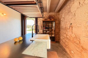 Interior - Casale del Mandorlo - Sicilian country villa (RAGUSA)
