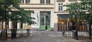 Unclassified image, 5 of 15, button - Urban Nest Wolfova by the Triple Bridge Ljubljana Tour As with AC and WiFi (Ljubljana)