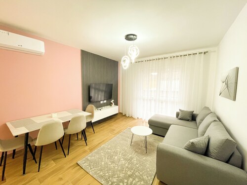 5 minute walking from city center.