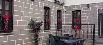 Grand sur butik otel