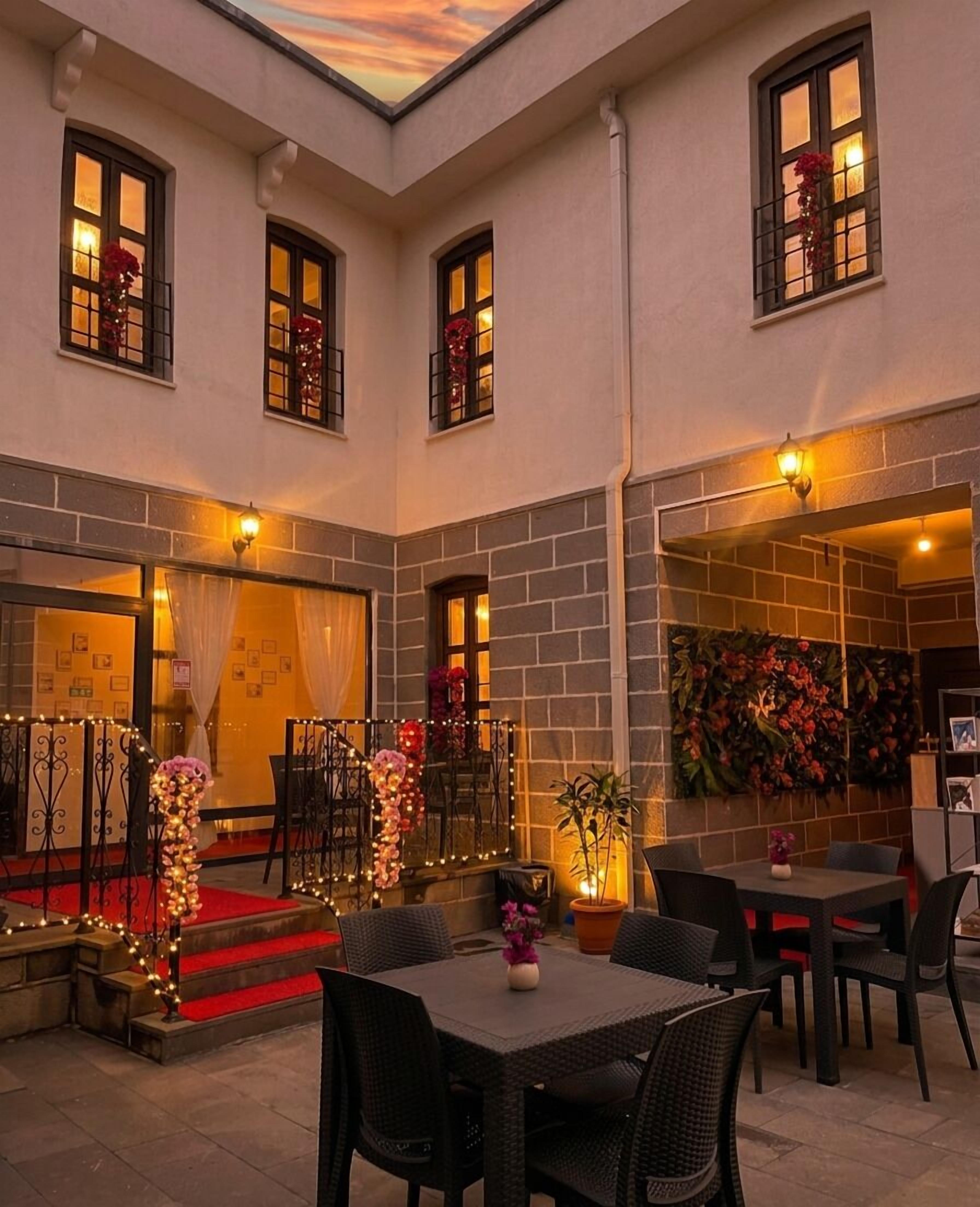 مطعم