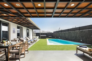 A heated pool - Casa Jimena by Escape Home (Puerto del Carmen)