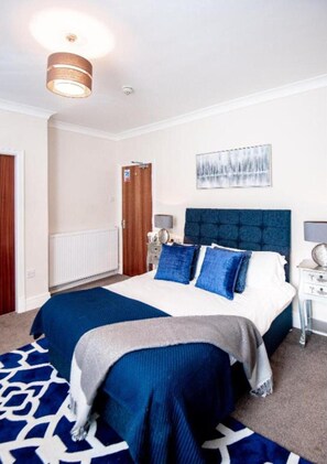 House - Twin Room With Sea View (Blackpool)