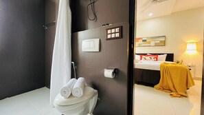 Kahden hengen perushuone | Kylpyhuone