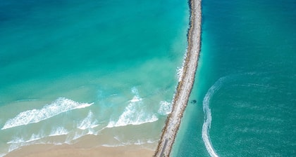 Iluka Sea Star - Bright, Comfortable, Pet-Friendly Holiday Home