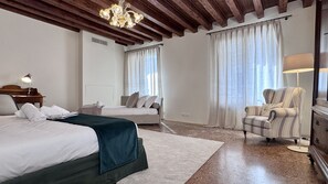5 bedrooms, iron/ironing board, free WiFi, bed sheets - Residence Cà Vendramin (Venecia)
