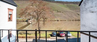 Apartment 'Ferienwohnung 2' with Mountain View, Shared Terrace and Wi-Fi