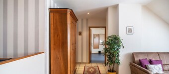 Apartment '4' with Mountain View, Shared Terrace and Wi-Fi