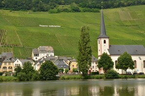 Imagen sin descripción, 5 de 10, botón