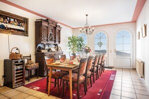 Dining - Room 'Gastzimmer 7' with Shared Terrace and Wi-Fi (Bernkastel-Kues)